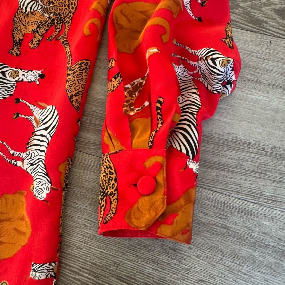 Vintage 100% Silk Piano Blouse Sz S Mob Wife Bold Red Animal Print Old Money - Picture 6 of 16